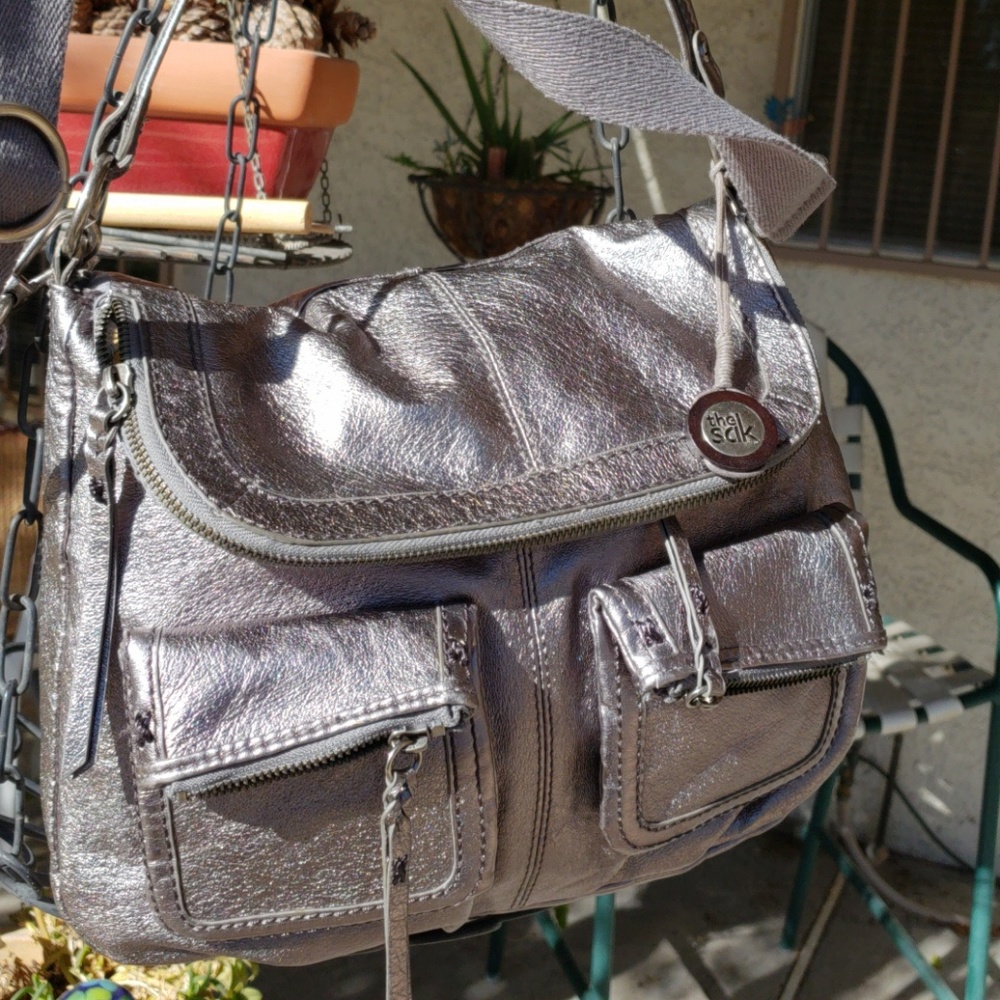 the Sak....100% Genuine Leather....